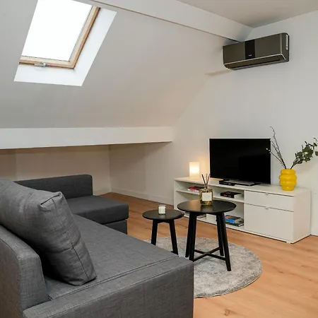 Appartamento Friendly 1br & 1lr Apt, 15 Min Walk To Center Gand