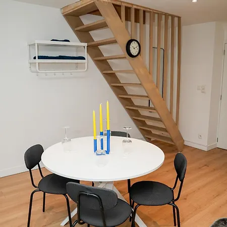 Friendly 1br & 1lr Apt, 15 Min Walk To Center Gand